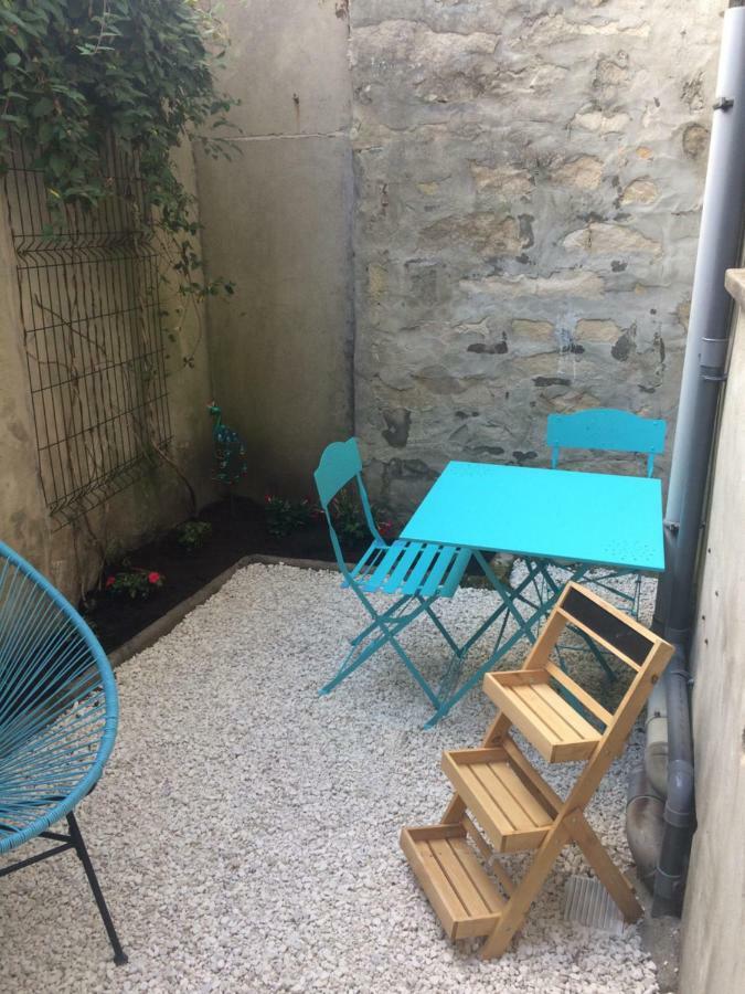 Joli Studio Plein Centre De Milly La Foret Exterior photo